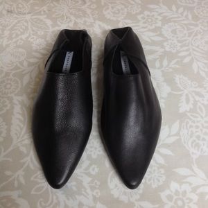 NWT Butter Leather Flats